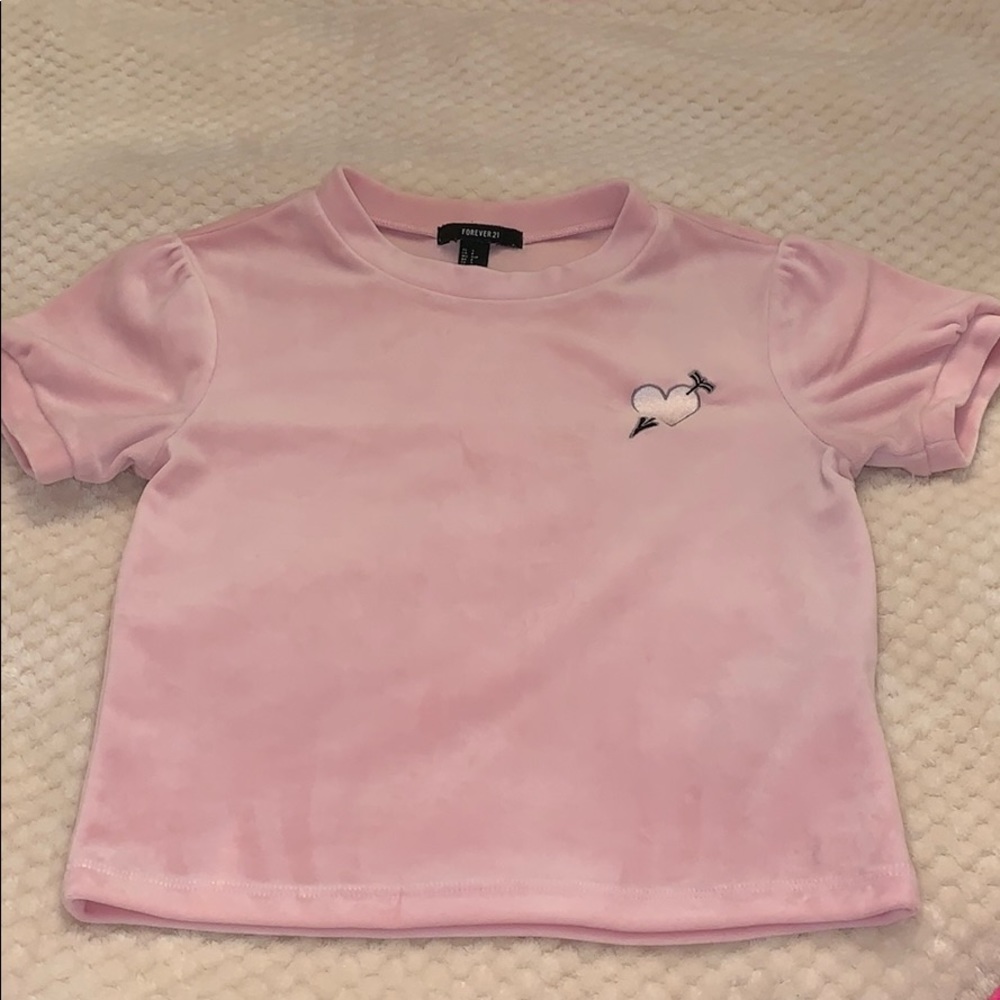 baby pink crop top 💕